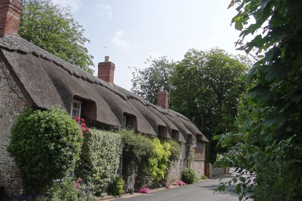 Little Thatch Cottage - Cerne Abbas, Dorset Eksteriør bilde